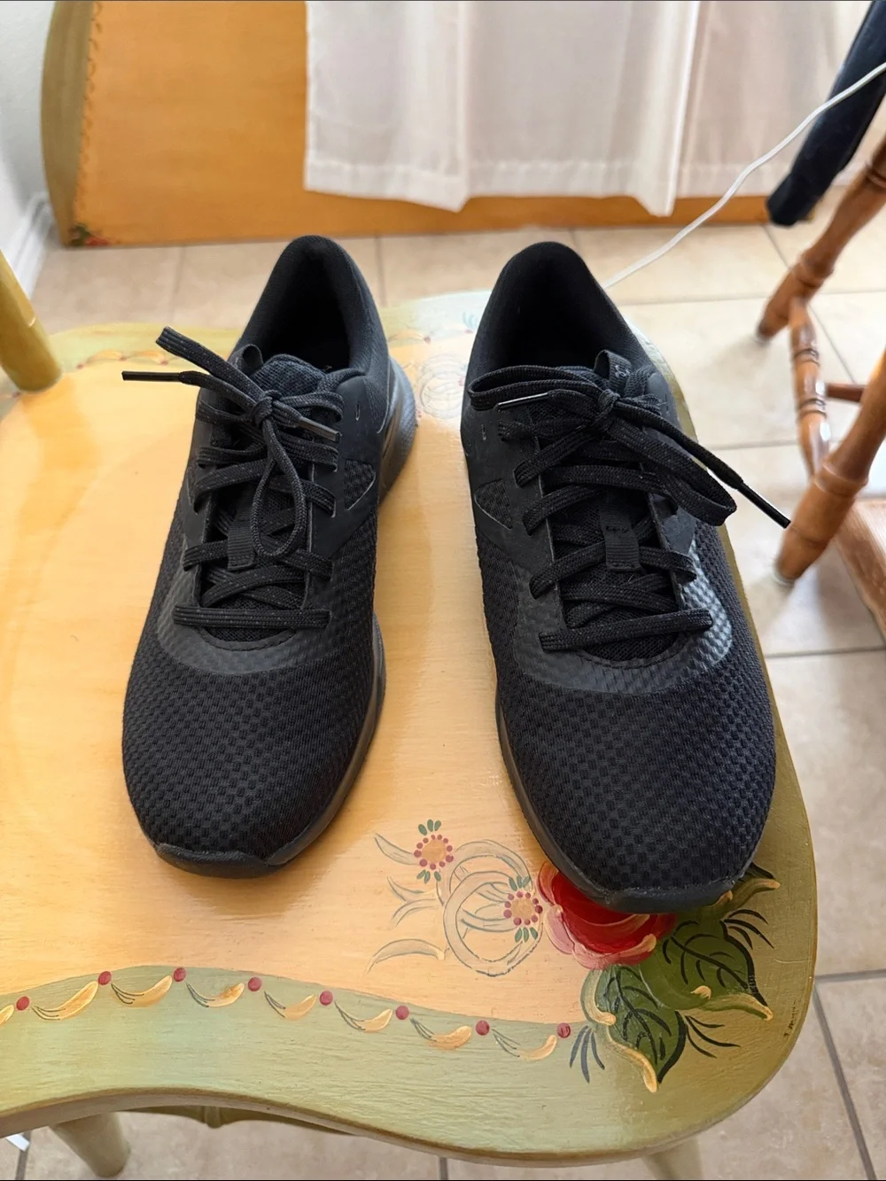 Under Armour Black Women's Athletic Charged Mesh Lace-Up Sneakers